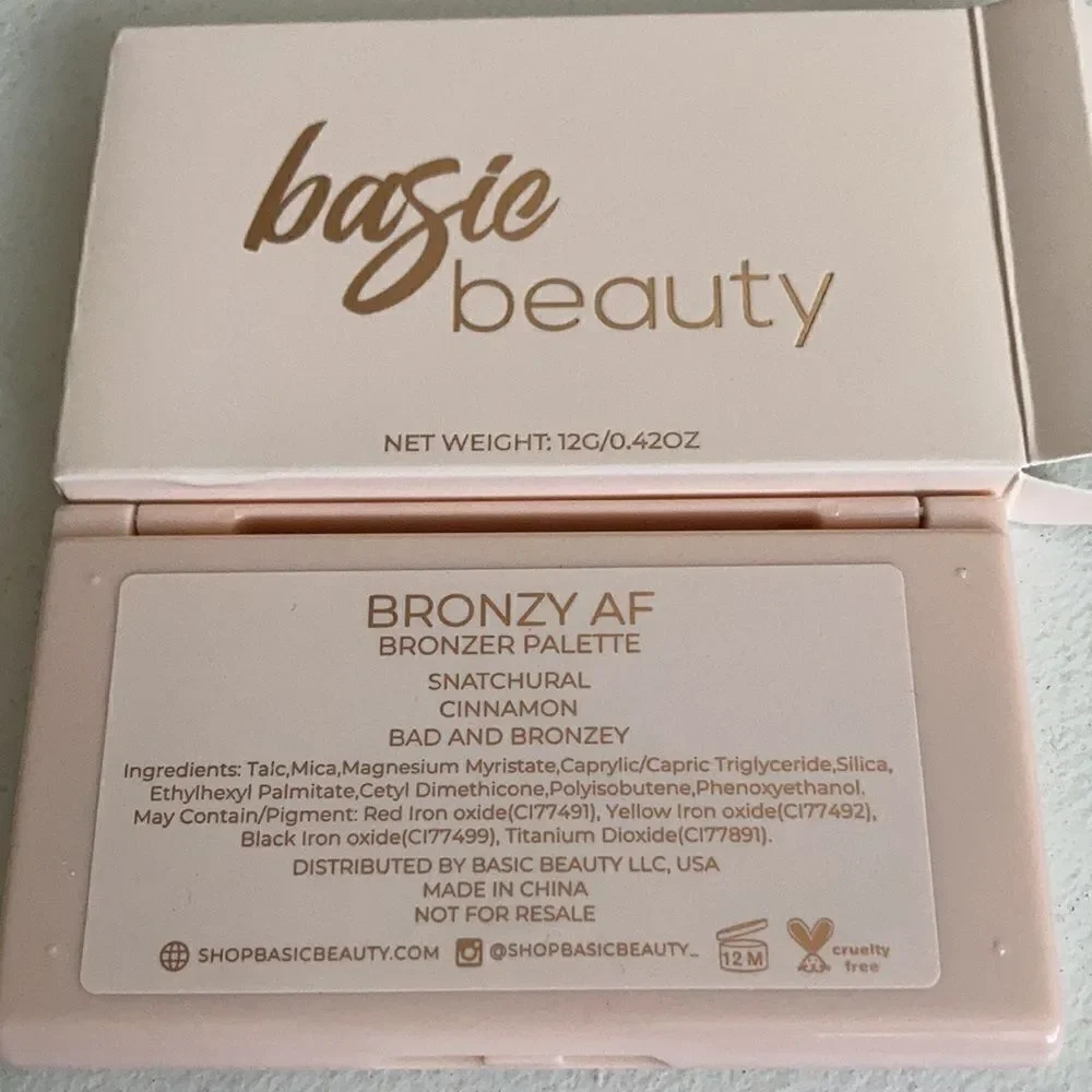 Basic Beauty Bronzy AF Bronzer Palette